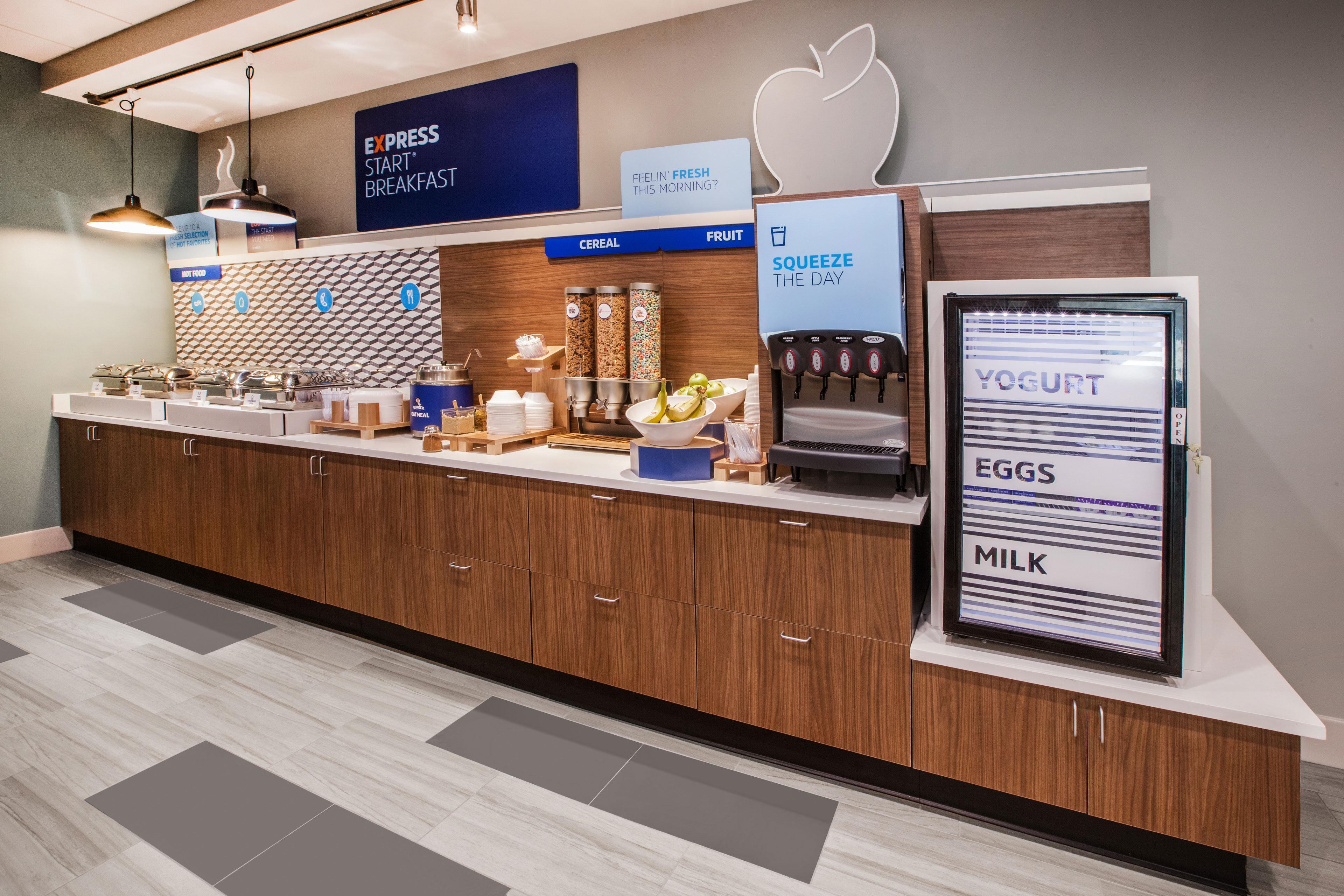 Holiday Inn Express Corydon By Ihg Exterior foto
