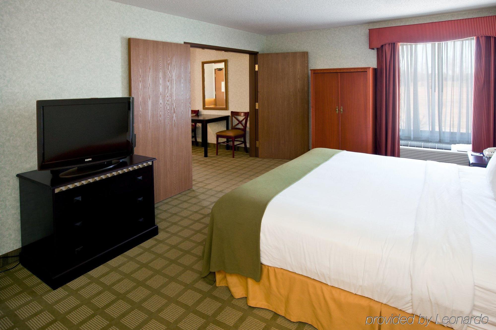 Holiday Inn Express Corydon By Ihg Habitación foto